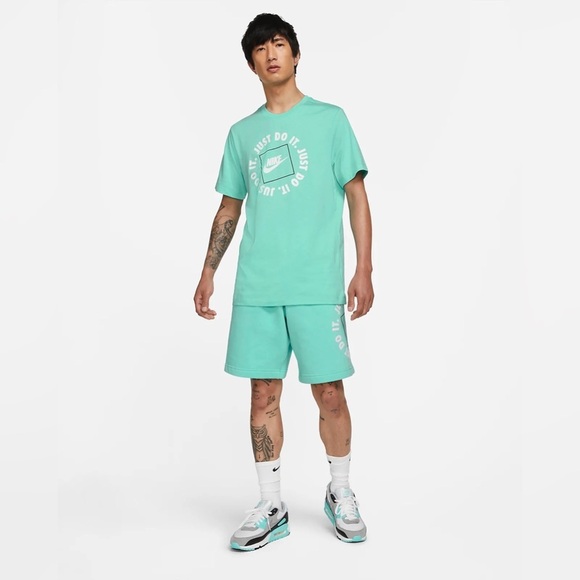 Nike Men’s Baggy Blue Sweat Shorts NWT - Picture 4 of 12